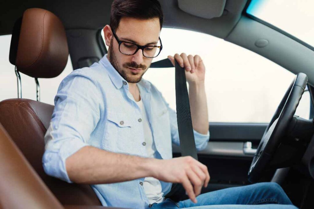 Dangerous Driving Behaviors You Should Avoid - not using seat belts